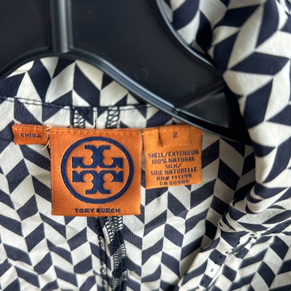 Tory Burch, silk blouse, size 2 - Picture 2 of 7